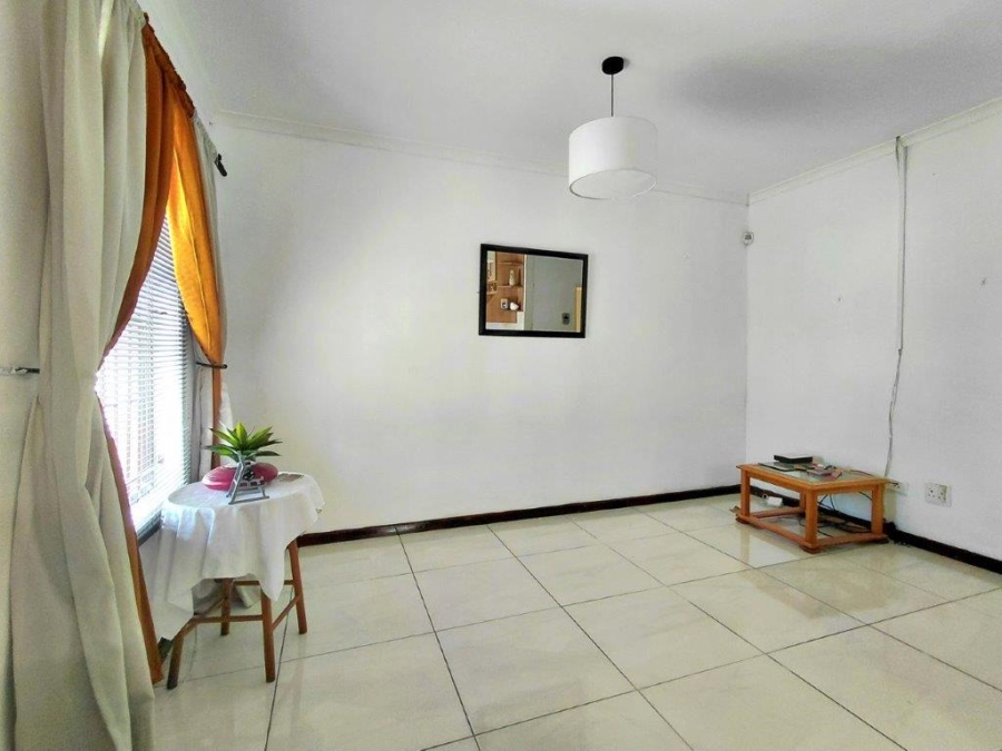 2 Bedroom Property for Sale in Victoria Park Western Cape